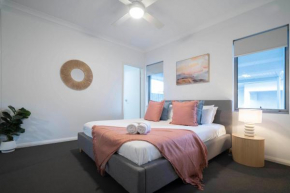 6 Cosy, Cloverdale parking